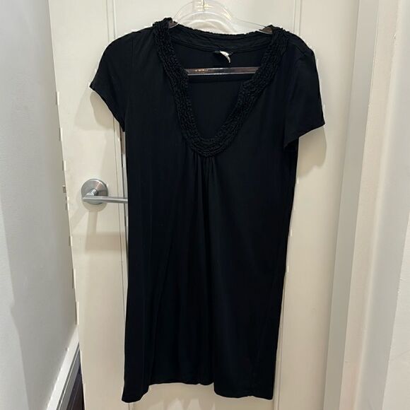 J. Crew Dresses & Skirts - J. Crew Black Dress collar detailing